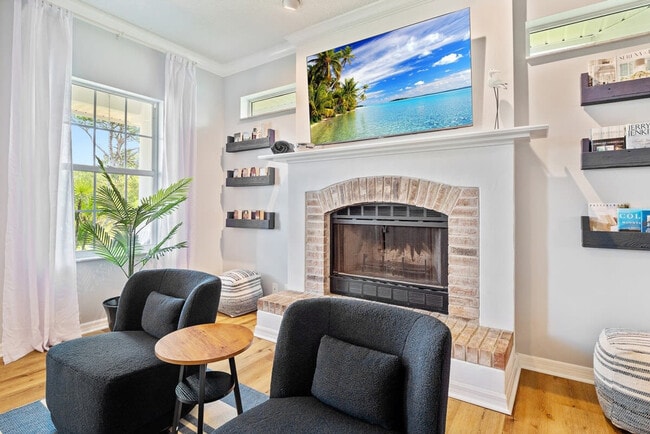 Photo - 4 Susan Pl Unit ID1261606P