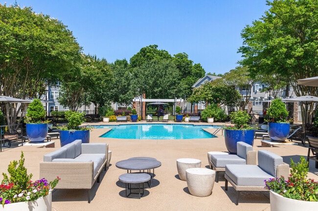 Photo - Avana Creekside