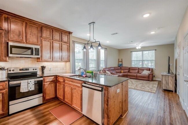 Photo - 3730 Boettcher Dr Unit 401