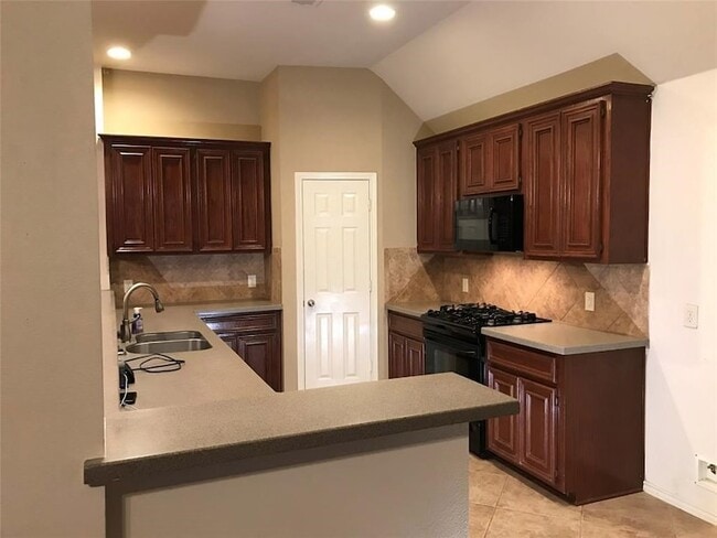 Photo - 12918 Leafy Shores Dr