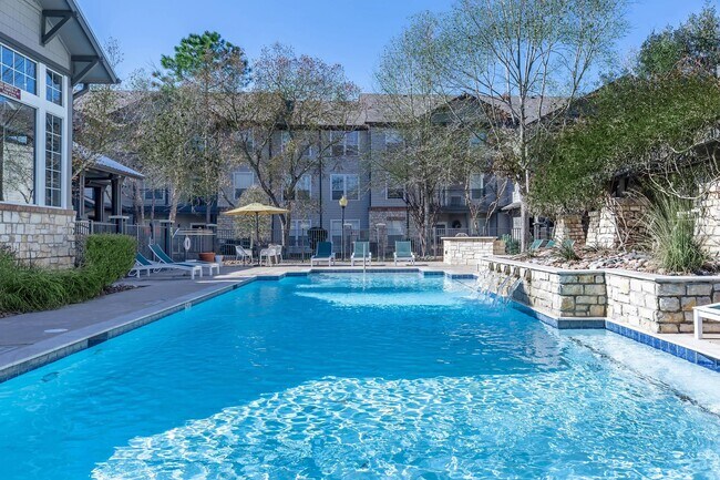 Resort-Style Pool - The Emile