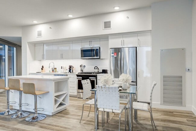 Photo - 100 Park Blvd Unit SI ID1467089P