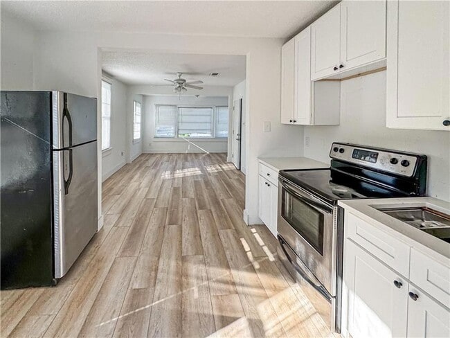 Photo - 4403 Elba St