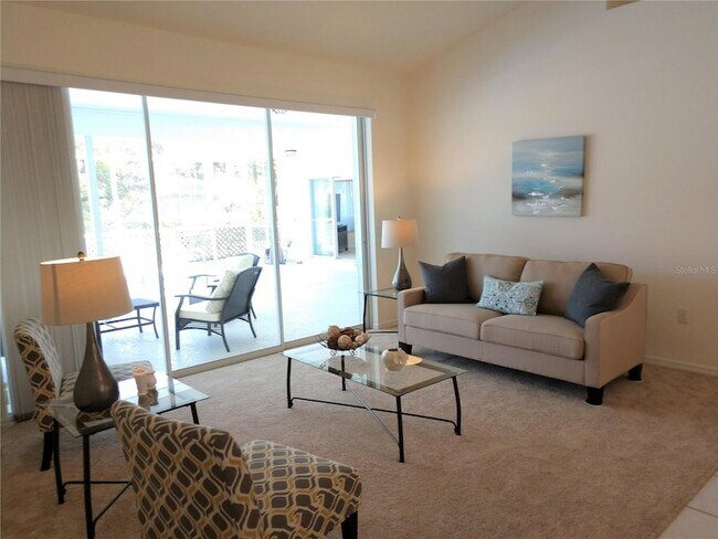 Photo - 1578 Vermeer Dr