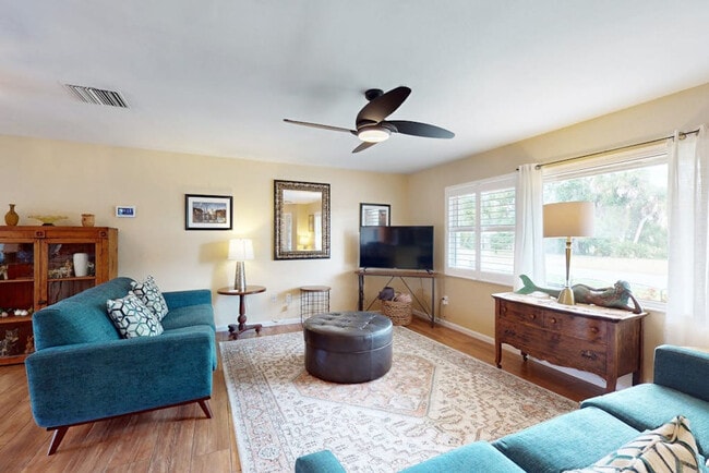 Building Photo - 2822 Tuckerstown Dr Unit SI ID1591424P