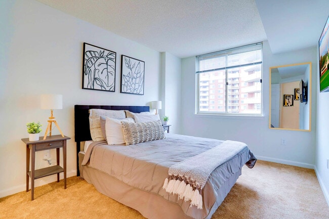 Photo - 901 N Pollard St Unit FL10-ID1022330P