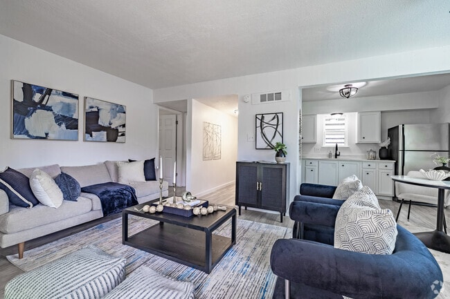 1BR, 1BA - 625SF -Living Area - Gardens At Westgate
