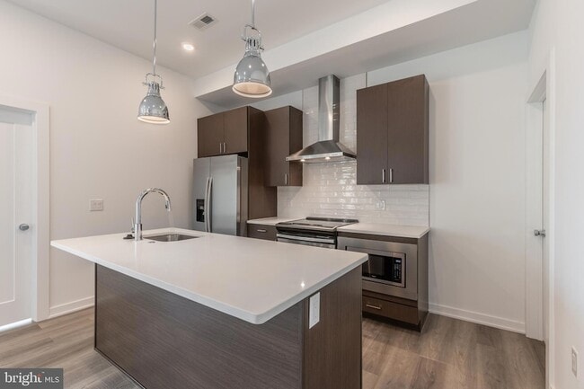 Photo - 710 N 16th St Unit 105