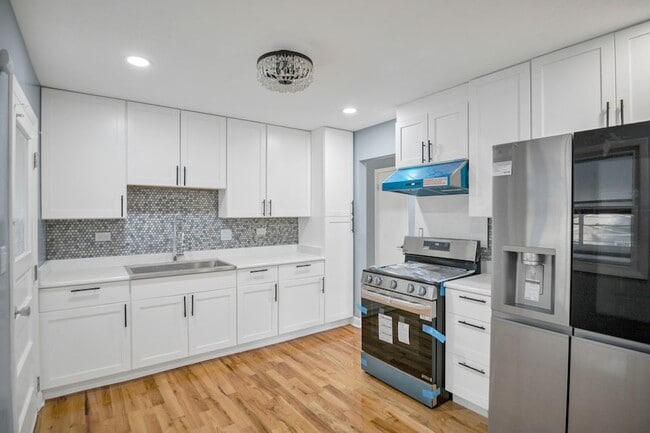 Photo - 7031 Glenwood Ln