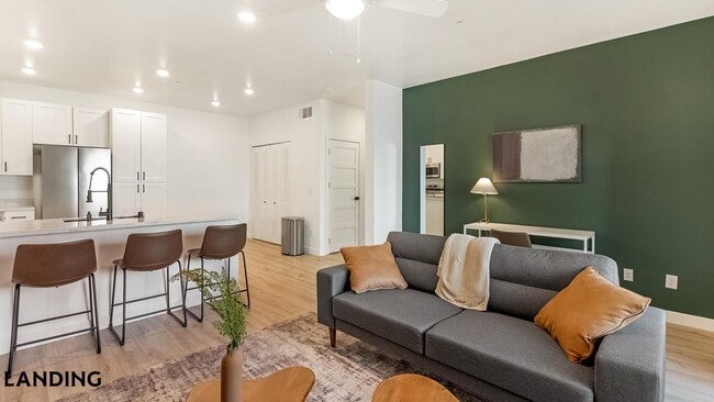 Building Photo - 2555 N Rancho Dr Unit 3102