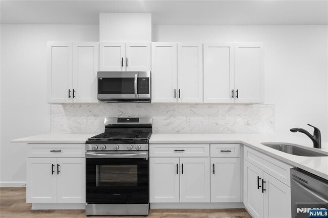 Photo - 51 E Main St Unit 210