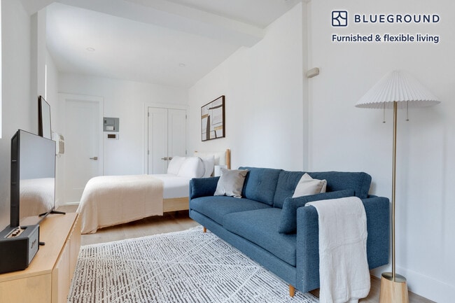 Building Photo - 138 E 38th St Unit FL11-ID2112