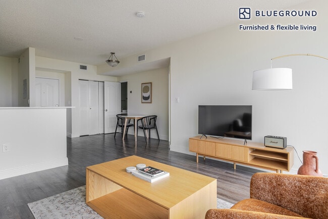 Photo - 17000 N Bay Rd Unit FL6-ID167