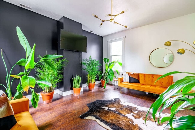 Photo - 241 W Water St Unit ID1265609P