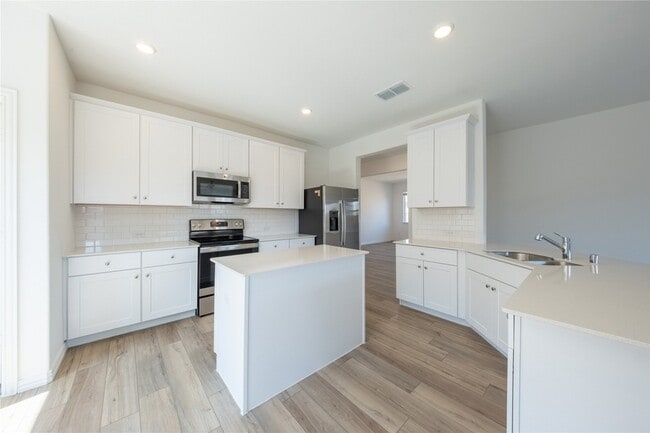 Photo - 340 Wentworth Dr