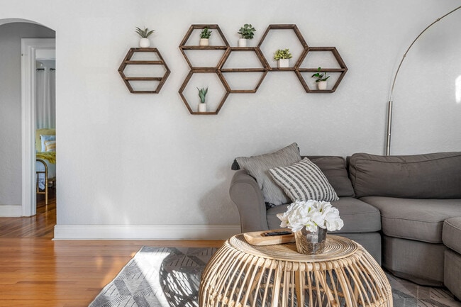 Photo - 2007 Cornell Ave Unit ID1032296P