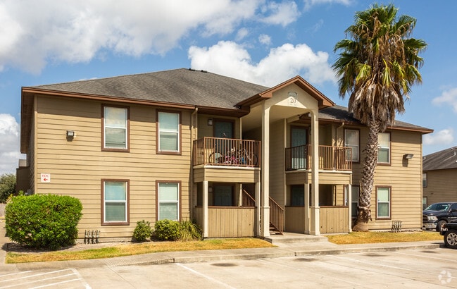 Photo - Cimarron Court Apartments