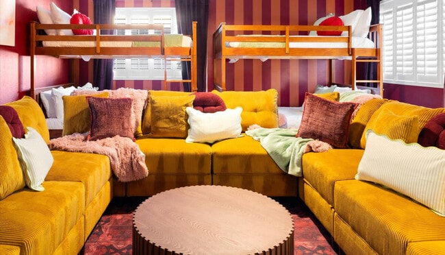 Photo - 2431 E Laurel St Unit ID1370181P