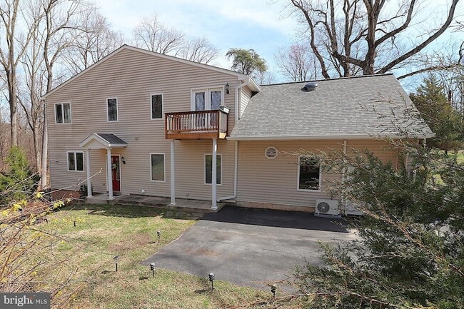 Photo - 118 Quaint Acres Dr