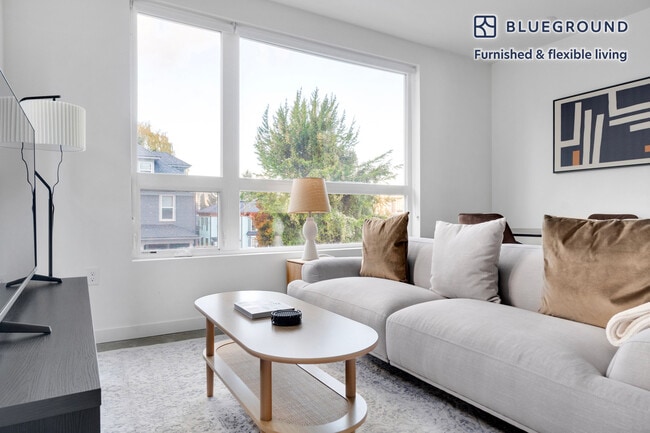 Building Photo - 1502 Fawcett Ave Unit FL4-ID958