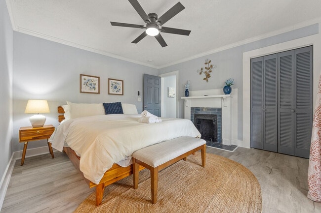 Photo - 905 Beecher St SW Unit SI ID1609604P