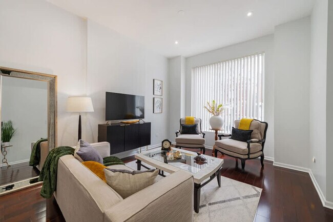 Photo - 2851 W Wilcox St Unit ID1244949P