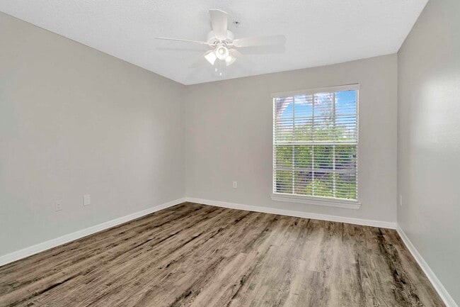 Photo - Essex Place Luxury Apartments