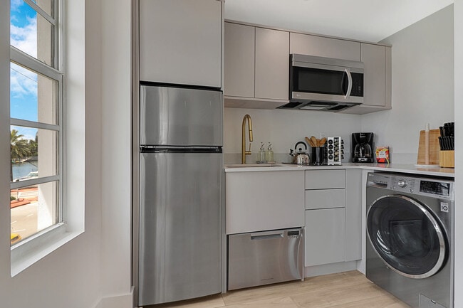 Photo - 4025 Indian Creek Dr Unit ID1272091P