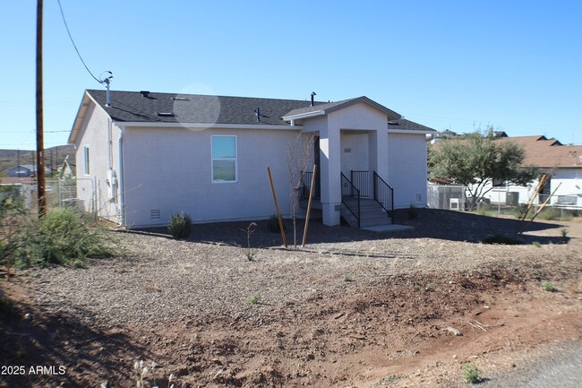 Building Photo - 20175 E Cedar Canyon Dr