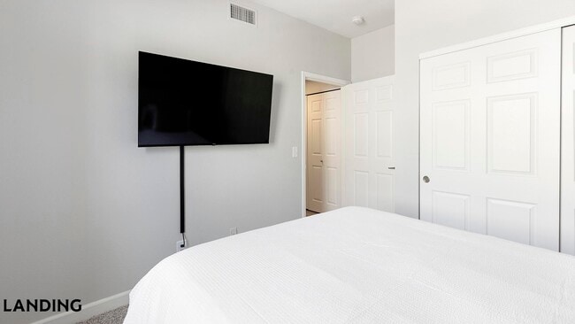 Photo - 9242 W Russell Rd Unit 03-107