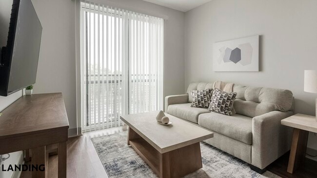 Building Photo - 1310 Hillside Ave Unit 451