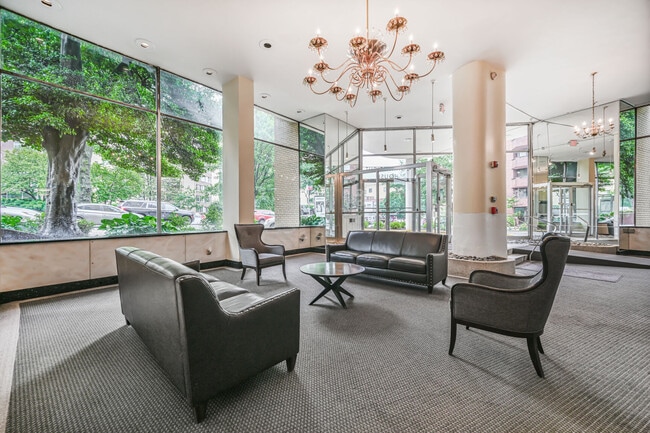 Photo - Connecticut House Apartments