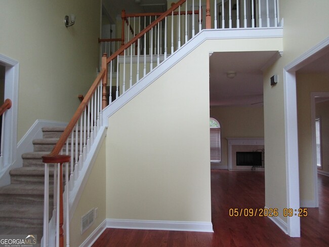 Photo - 2811 Weatherstone Cir SE