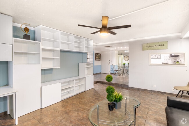 1BA, 1.5BA - 1,000SF - Living Room - International Village/ Fully Furnished