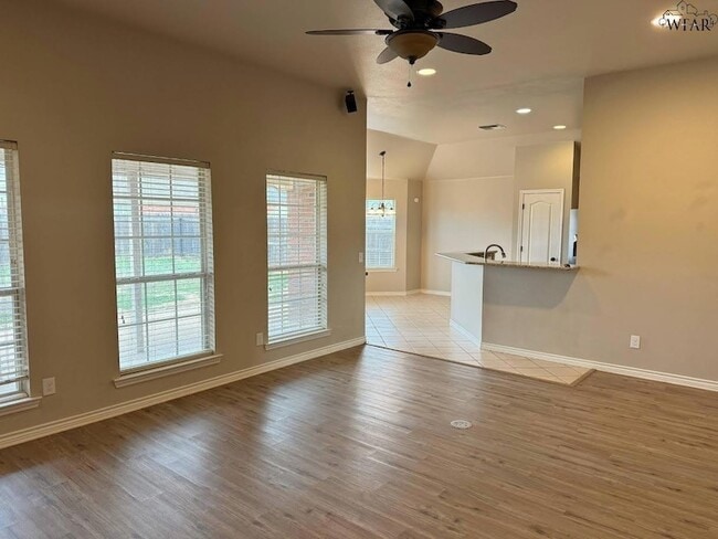 Photo - 5037 Cy Young Dr