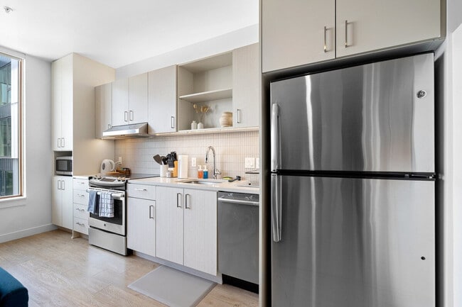 Photo - 1315 NW 19th Ave Unit ID1317377P