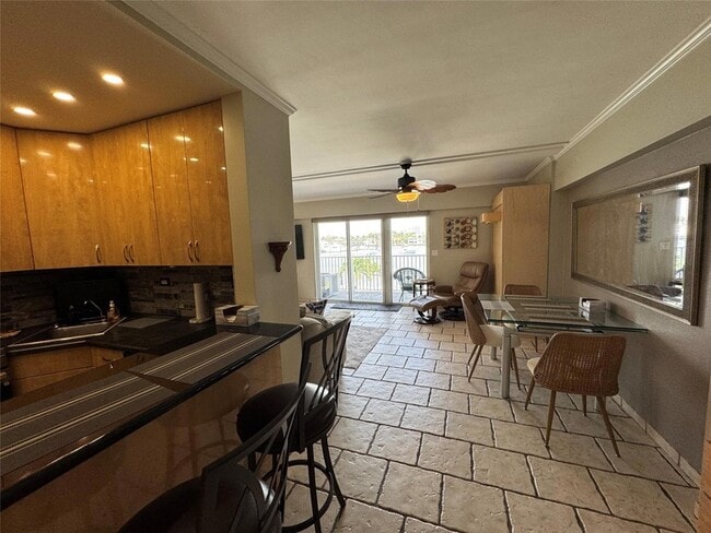 Photo - 95 N Birch Rd Unit 301