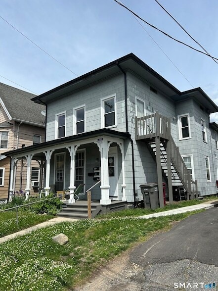 Building Photo - 163 Meadow St Unit 2R
