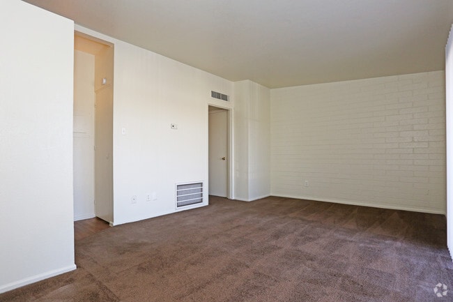 Studio, 1BA - 396 SF - Mountain Vista