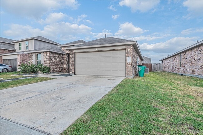 Building Photo - 5110 Hedgerose Ln
