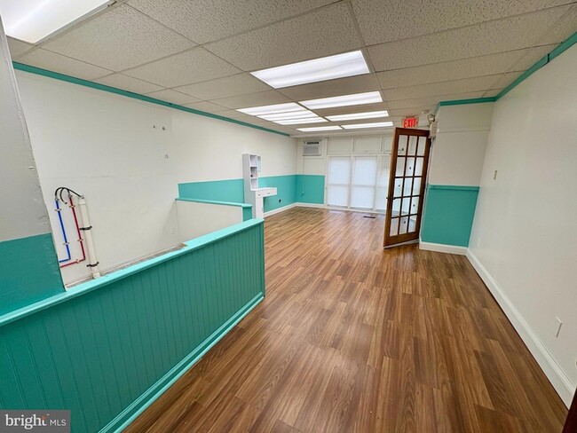 Photo - 3002 N Centre St