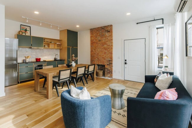 Building Photo - 1508 Pleasant St Unit SI ID1495913P