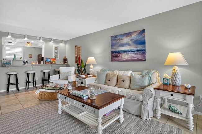 Photo - 605 Sutton Pl Unit SI FL2-ID1626830P