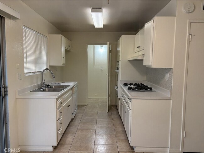 Photo - 16578 Montego Way