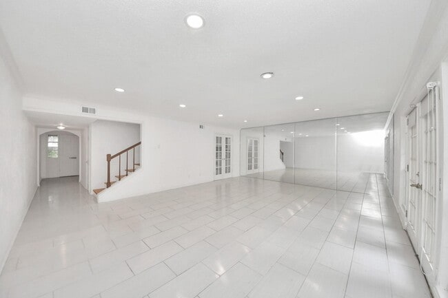 Photo - 832 Wax Myrtle Ln Unit 832