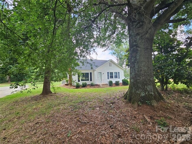 Building Photo - 1129 Costner Rd