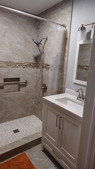 Photo - 2235 Johnson St