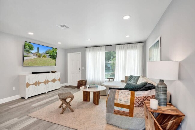 Photo - 1587 NE 30th St Unit SI ID1503921P