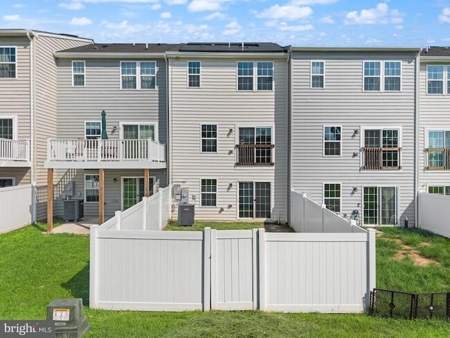 Photo - 36084 Fawn Ln