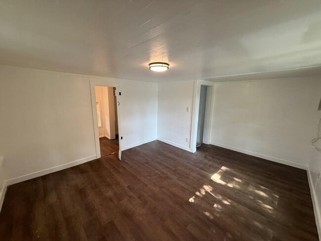 Photo - 502 W Drew St